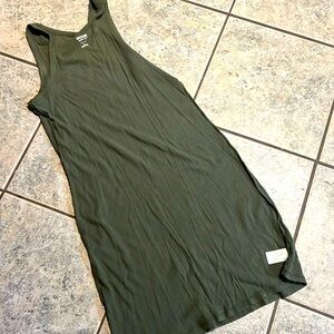 Comfortable fitted green dresss